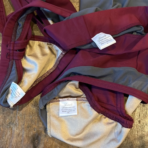 Maroon & Grey 3 piece Convention Set - Picture 4 of 4